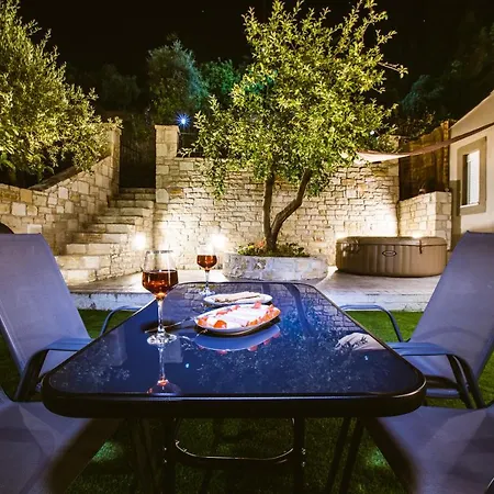 Kares Dream House Chania (Crete)