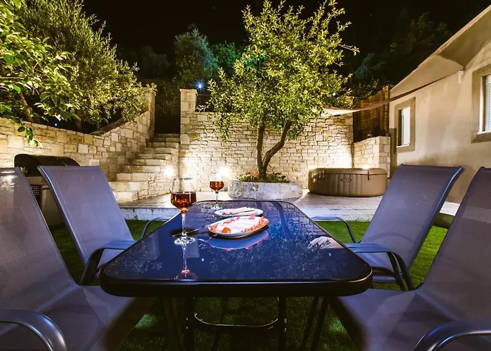 Kares Dream House Chania (Crete)