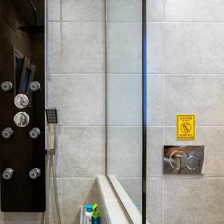 Kares Dream House * خانيا